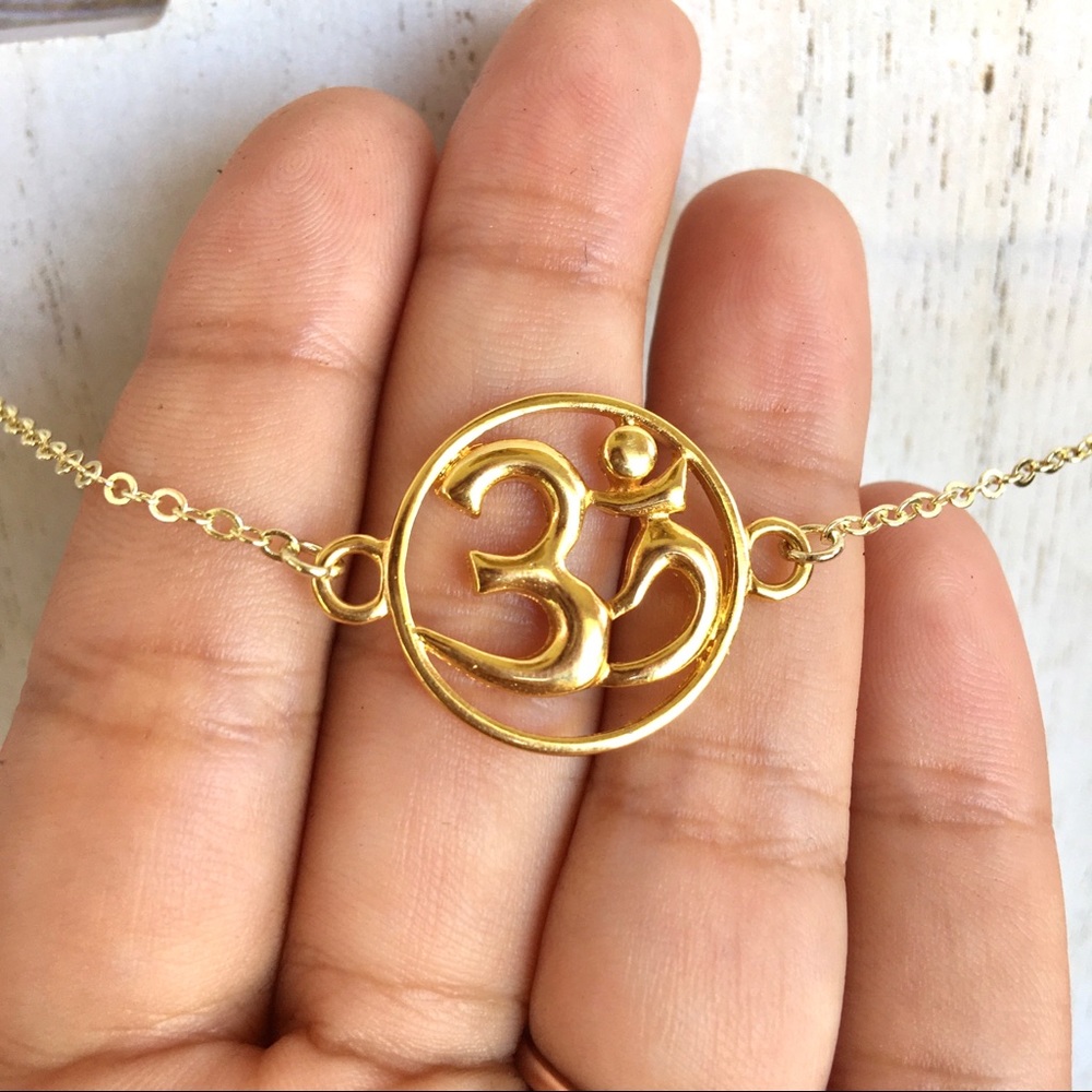 🧘‍♀️ Ohm Charm Pendant Necklace Choker 14k Gold